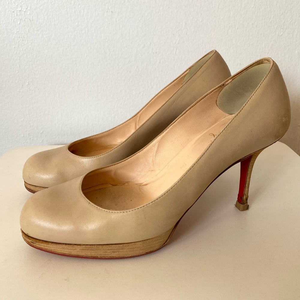 Authentic Christian Louboutin Simple Heels, Beige, Pre-loved condition